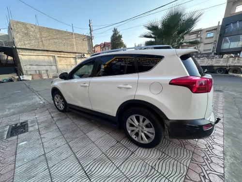 Toyota RAV4 2014 Premium