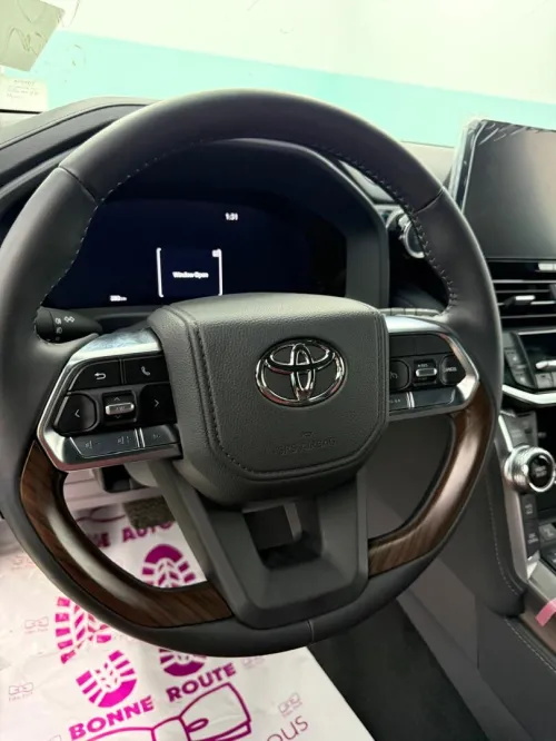 Toyota Land Cruiser  2026 VXR