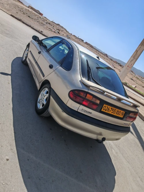 Renault Laguna 1 2000 Phase 2