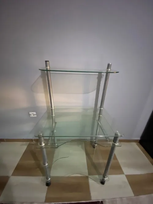 Table de pc en verre
