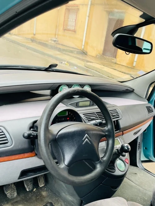Peugeot C8 2004 C8
