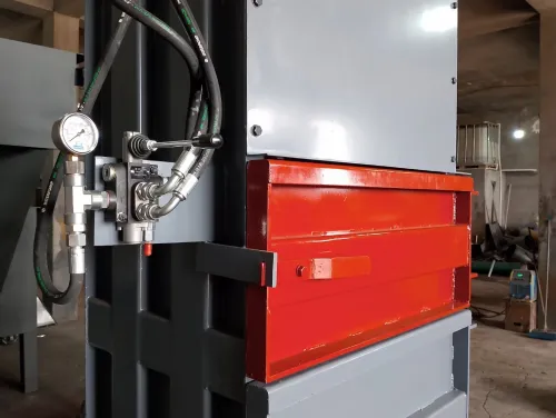 press hydraulique pour plastique, carton, papier, cannete 