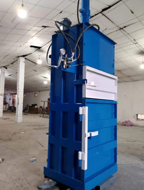 Press hydrauliques pour le plastique carton et cannette 