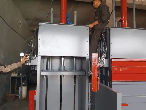 press hydraulique pour plastique, carton, papier, cannete 