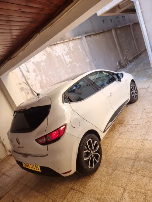 Renault Clio 4 2019 Limited 2