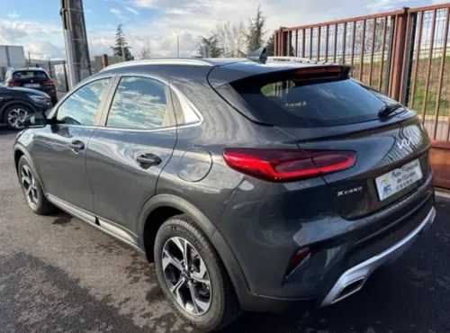 Kia X-Ceed 2022 Motion