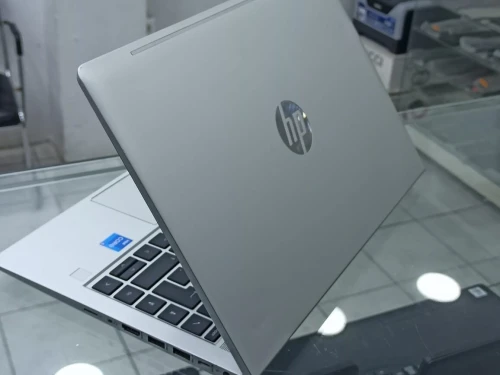 HP PROBOOK 440 G8 CPU i5-1135G7 / RAM 16GB / 256GB SSD 