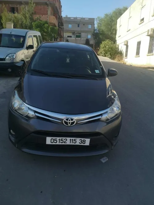 Toyota Yaris Sedan 2015 Executive