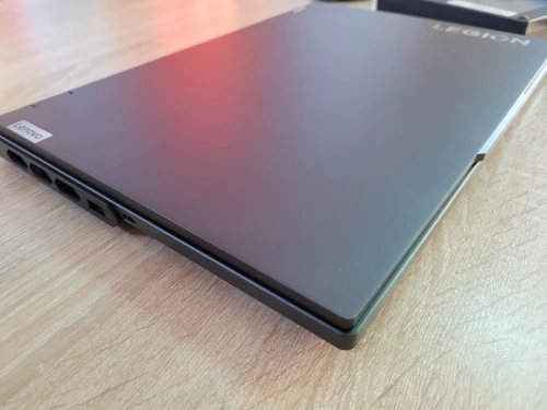 Lenovo legion pro 7/ i9- 13900 HX / RTX 4070 / 240 HZ