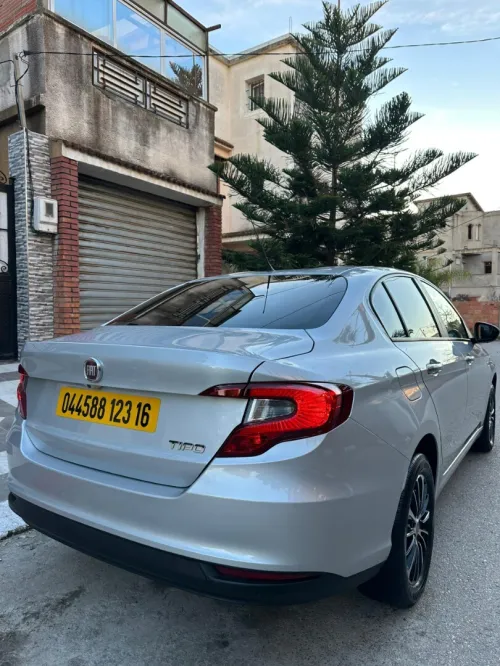 Fiat Tipo Sedan 2023 Boite automatique 2023