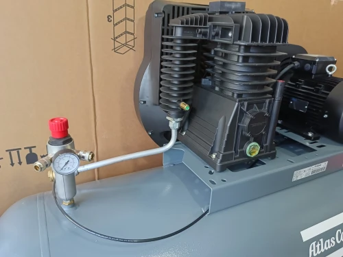 Compresseur atlas copco 500l 7.5hp et 5.5hp