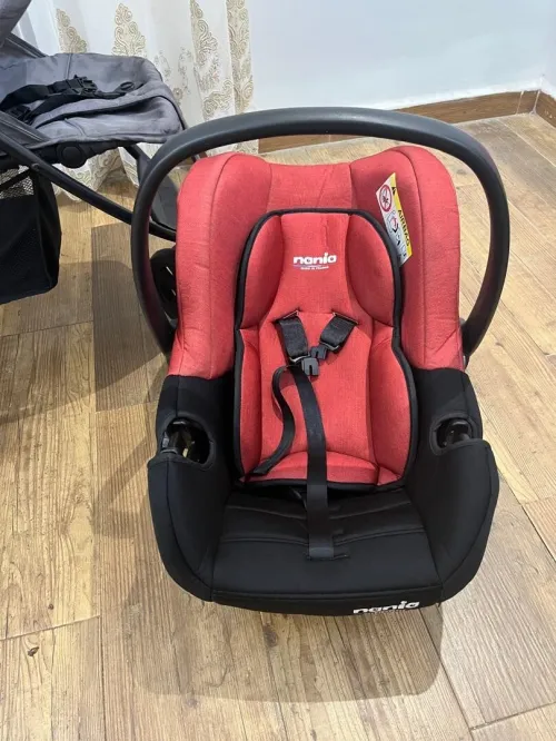 Chaise bébé auto