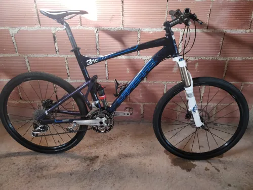Vélo sport+ électrique+ trotinettes électrique 