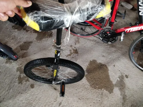 Vélo sport+ électrique+ trotinettes électrique 
