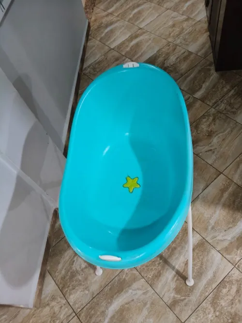 Joué Venu de l'étranger