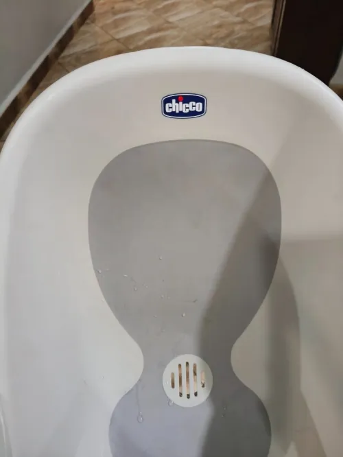 Joué Venu de l'étranger