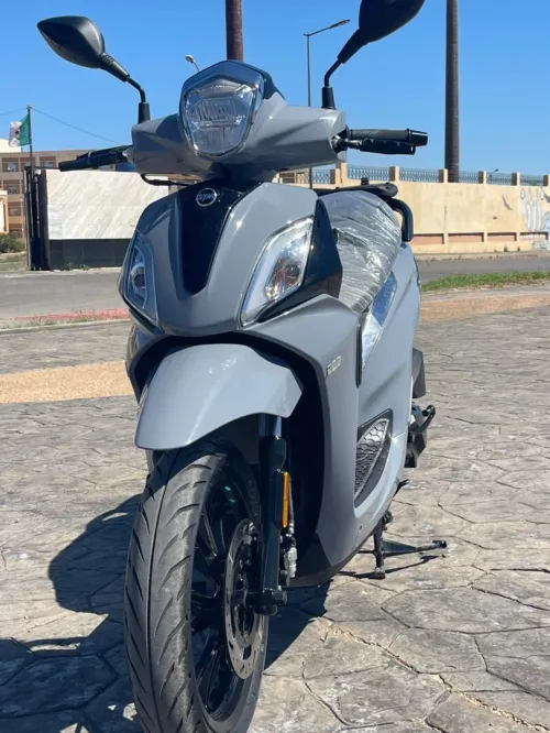 Sym St 200 2025