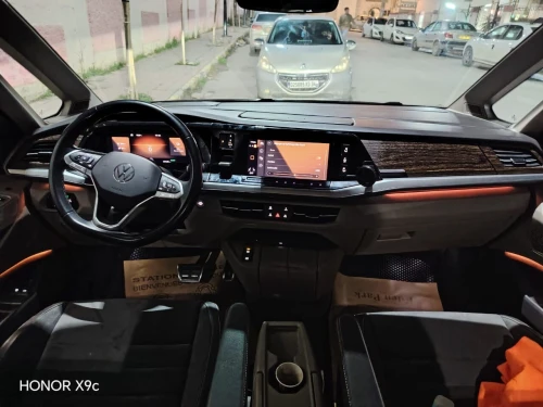 Volkswagen Multivan 2023 