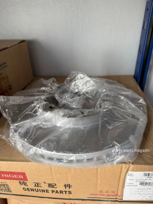بيع قطع غيار higer mini van15 place