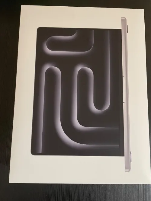 MacBook Pro m5