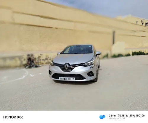Renault Clio 5 2021 Intounc plis