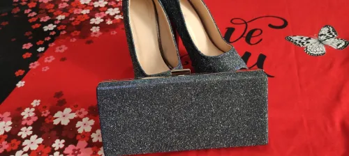 chaussure a talent avec pochète 
