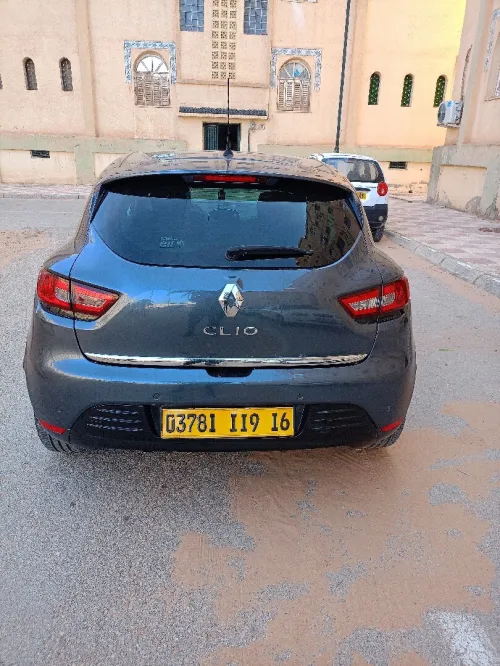 Renault Clio 4 2019 Limited 2