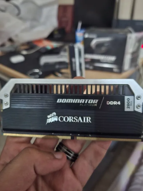 Corsair dominator platinium