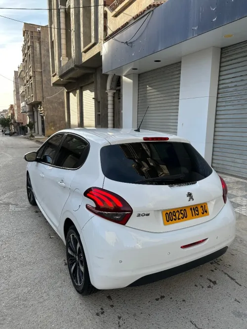 Peugeot 208 2019 Tech Vision