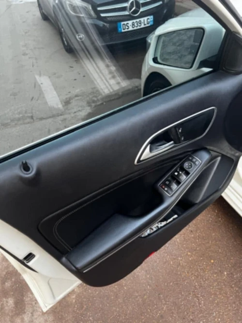 Mercedes Classe A 2015 180  Exclusif +