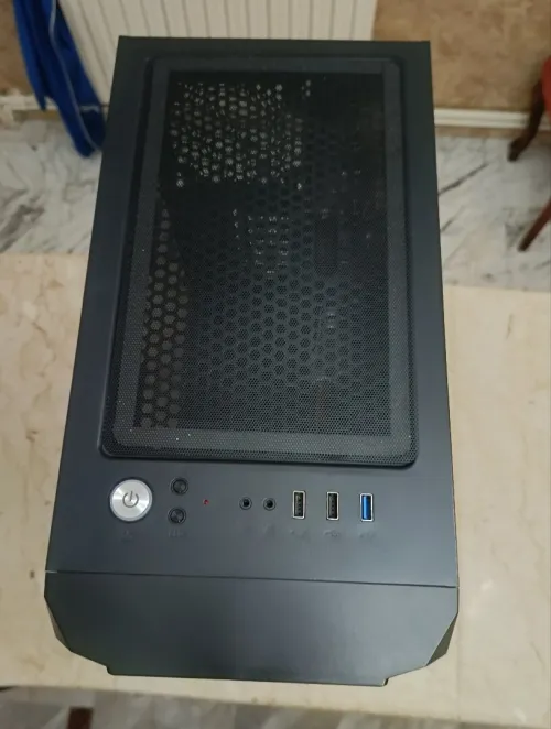 PC Desktop Ryzen 7 5700G | 16GB RAM | Double SSD - État Neuf