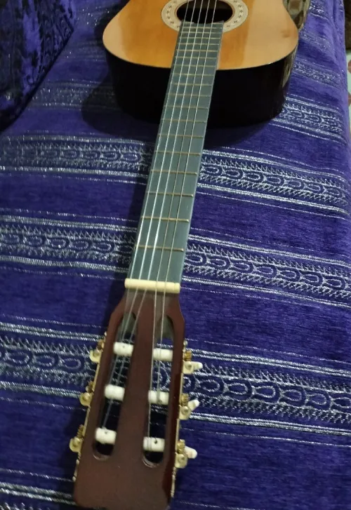 Guitare SEVILLA espagnol artisanale 
