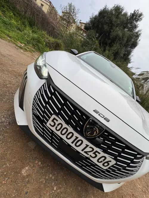 Peugeot 208 2025 Hybrid