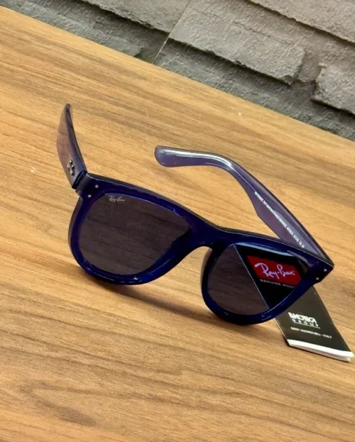 Lunette ray ban original avec tt les accessoires taille 50 