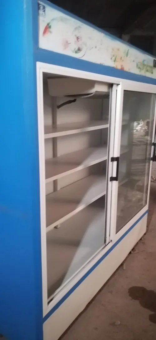 Frigo présentoire 2m