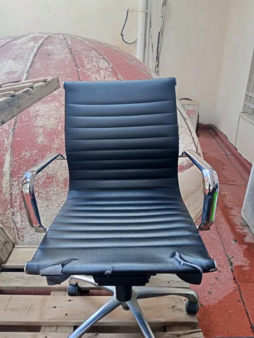 3 chaises de bureau occasion