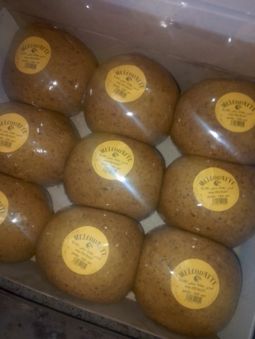 Machine de pâte date souvide