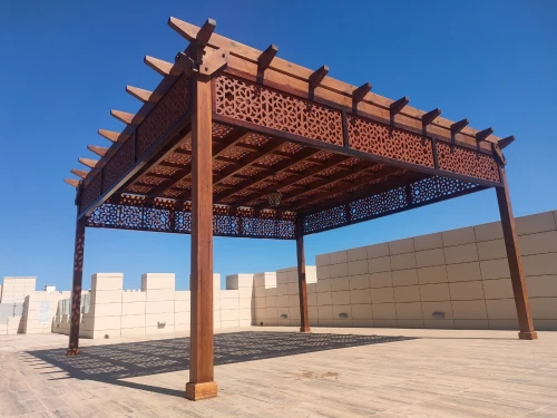 Pergolas et décoration en bois naturel et composite (wpc)
