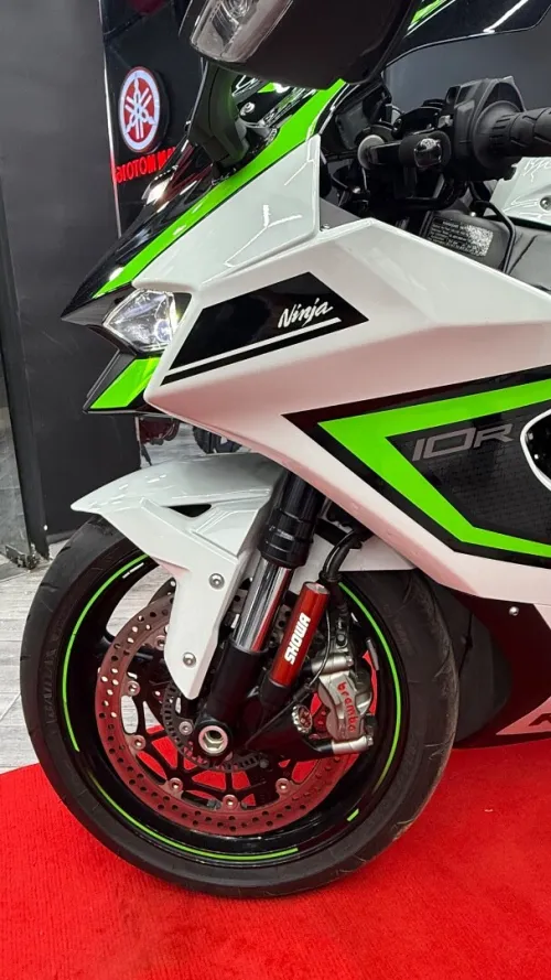 KAWASAKI Zx10r 2023