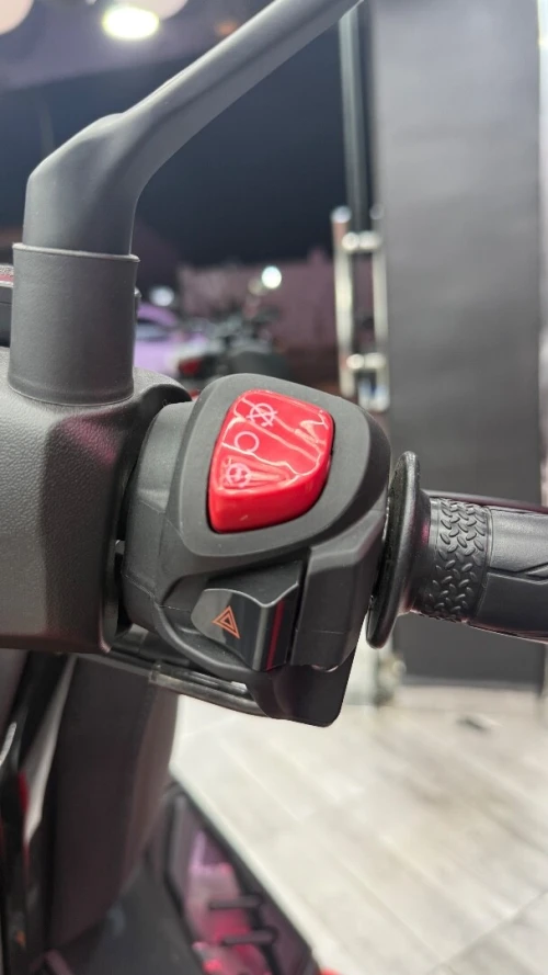 Yamaha Xmax 300 techmax 2026