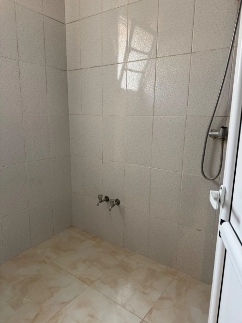 Location Appartement Niveau de villa F6 Alger Birkhadem