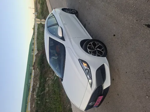 MG MG5 2025 