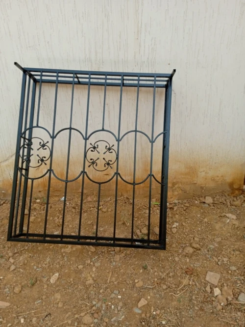Barroudage et porte pour aadl 
