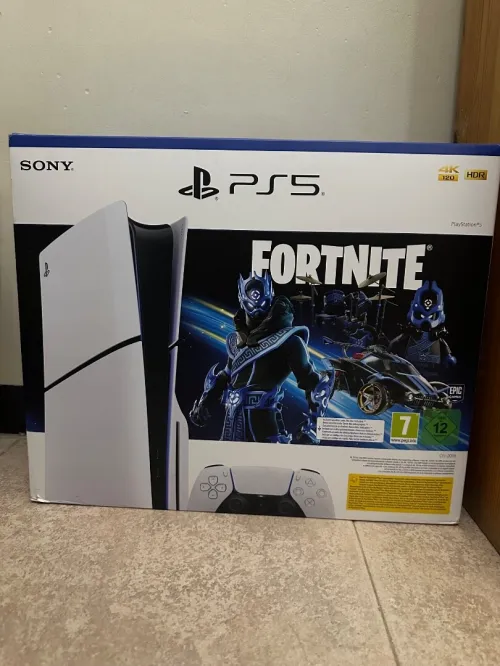 Ps5 slim standard pack Fortnite européenne 