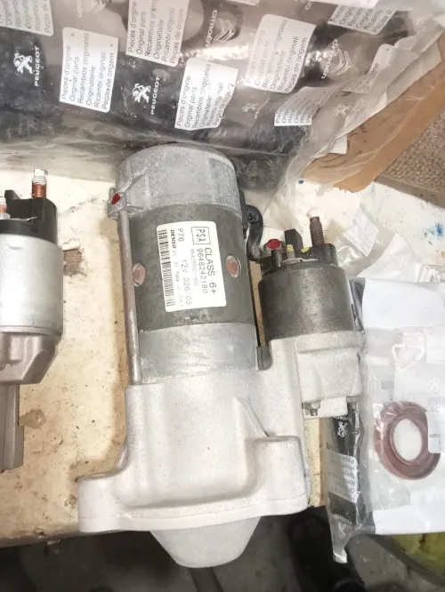 Des pièces détachées pour moteur 2litre hdi