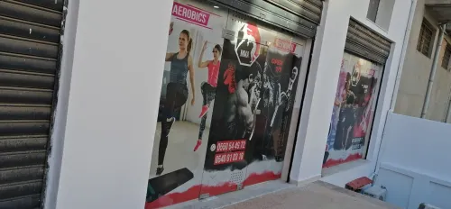 Habillage Vitrine et Façade