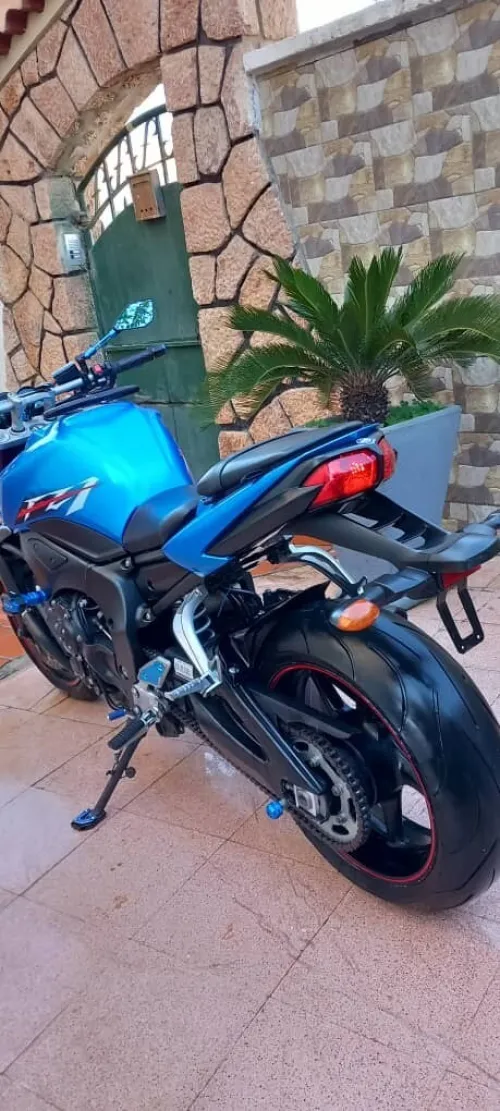 Yamaha FZ1 2009