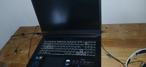 Acer NITRO 5 i5-11400h rtx30708gb 17.3 pouces