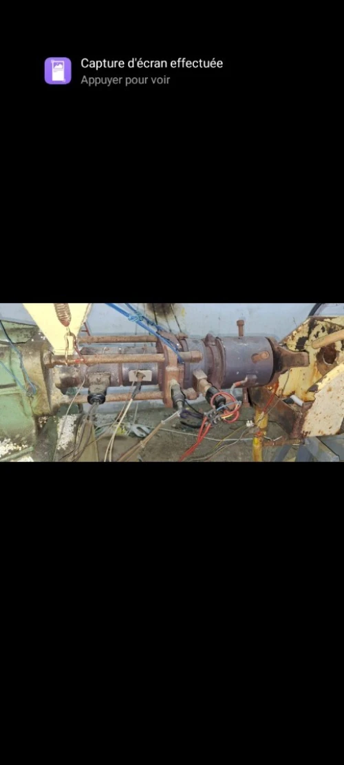 Machine extrusions doubles vices