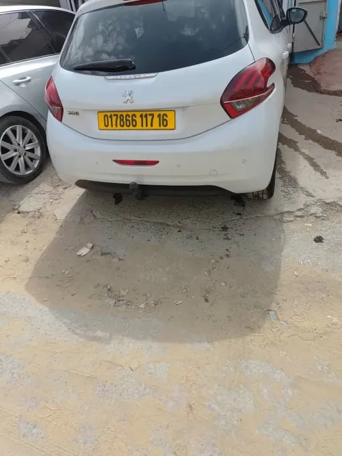 Peugeot 208 2017 Access Facelift